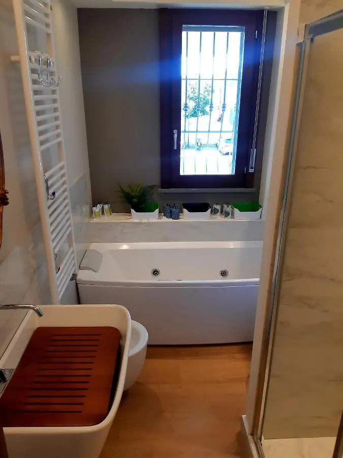 La Casa Sul Canale A Viareggio, Fra Mare E Toscana Apartment Italy